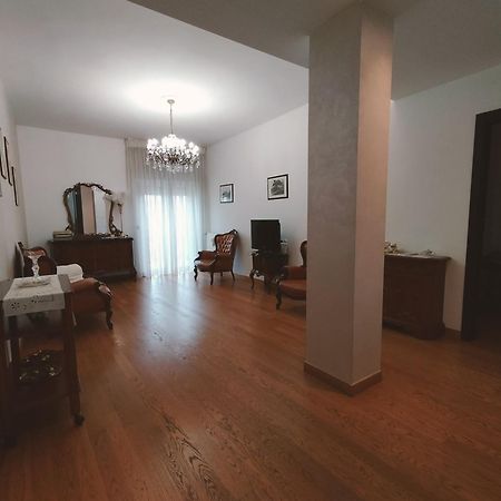 Bari 68 - Comfort Moderno & Fascino Antico Eksteriør bilde